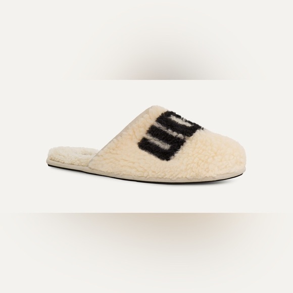 UGG Other - Ugg Scuff Curly Graphic size 9 men